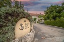 10 Yacht Club Villas