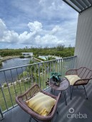 19 North Top Floor 1 Bed, 1 Bath