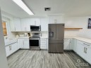 23 Tropical Breeze  Renovated Townhome On Crewe Road.