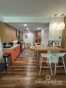 Pappagallo Renovated One Bedroom Available Early November