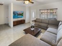 Park Trace, West Bay Spacious 3 Bed 3 Bath