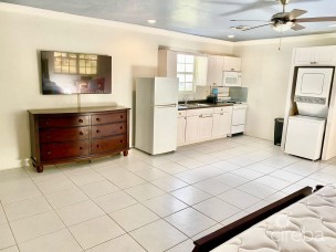 1 Bed 1 Bath - West Bay - All Inclusive