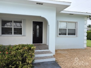 2 Bed 1.5 Bath - Prospect