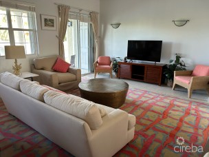 Admirals Retreat  Smb Corridor With Dock