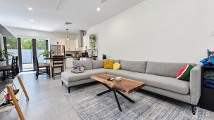 Annie's Retreat  All-inclusive 2 Bed Townhouse
