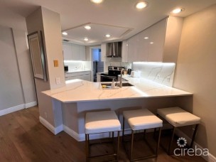 Britannia Regents Court Canal Front 2 Bed With Dock