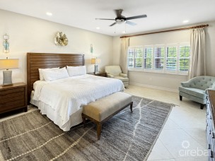 Britannia Regents Court Canal Front 3 Bed/3 Bath Condo With Dock