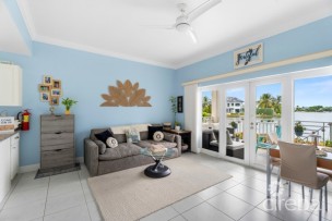 Careenage At Grand Harbour - Waterfront 2/2       Pet Poss  1st Oct