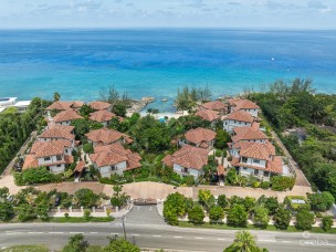 Casa Luna - Beach Front Luxury