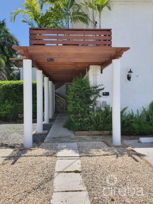 Cozy Studio  - Short Term Rental 3-6 Months