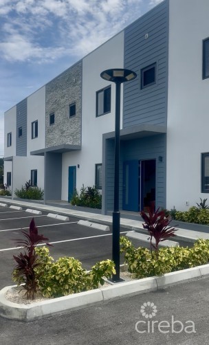 Elegant Townhome Raven Manor #5 April 1st