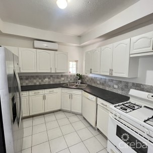 Excellent 2 Bed Rental Spotts/savannah