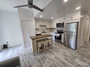 Foxtail Courts Gt 2 Bed / 2 Bath - Sharers Welcomed