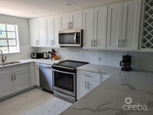 Mystic Retreat Two Bed Available Early February