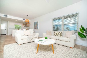 Oceanfront Living At Tamarind Bay #22short-term Stay Until 30 Nov