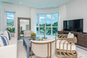 One Bed Luxury Unit @ Fin