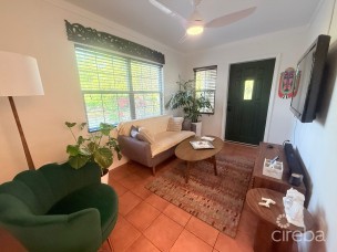 Parkview Crescent 2 Bed, 1 Bath, West Bay