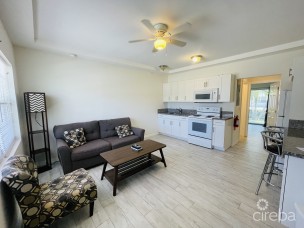 Sandscape 1 Bed  Ground Floor, End Unit With Garden