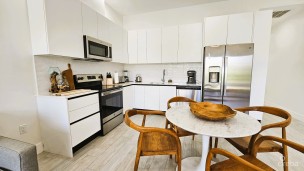 Sapphire 7, West Bay Condo