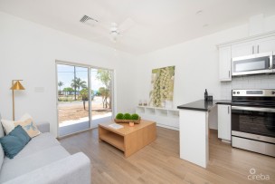 Sea Mist 1 Bed Modern Condo West Bay