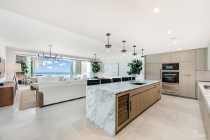 Seafire On Seven Mile Beach