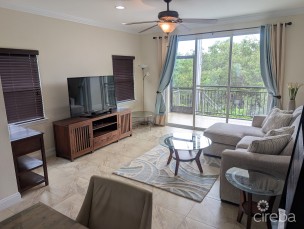 Seven Mile Beach 2 Bedroom Plus Den Condo Townhouse - Villa Royale