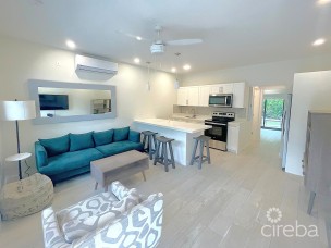 Siena Gardens Modern 1 Bed