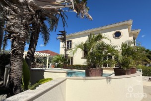 South Sound Family Home - 2-car Garage & Private Pool