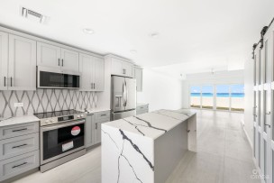 Windsor Village 2 Bed Month Of November