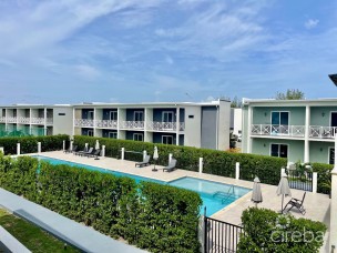Yarl #39  1 Bed, 1 Bath Avail August 1st (second Fl)