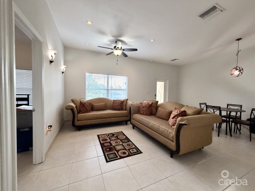 3 Bed Rental On Red Robin Dr