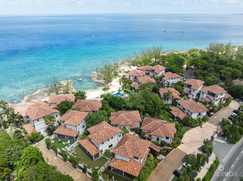 Casa Luna - Beachfront Paradise