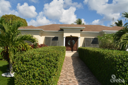 North Side Large 3 Bed Family Home With Pool (subletting Allowed)