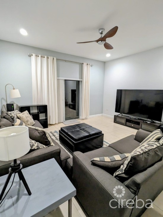 12 Snug Harbour Villas - 7 Mile Corridor