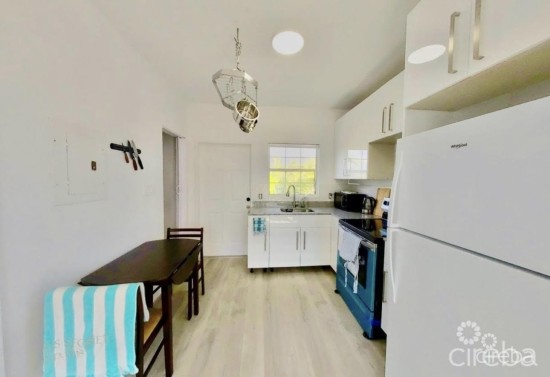 1495 Rum Point Drive - Top Floor Apartment