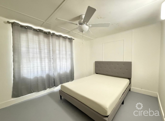 2 Bed 1 Bath In Multi Unit Home In Bodden Town
