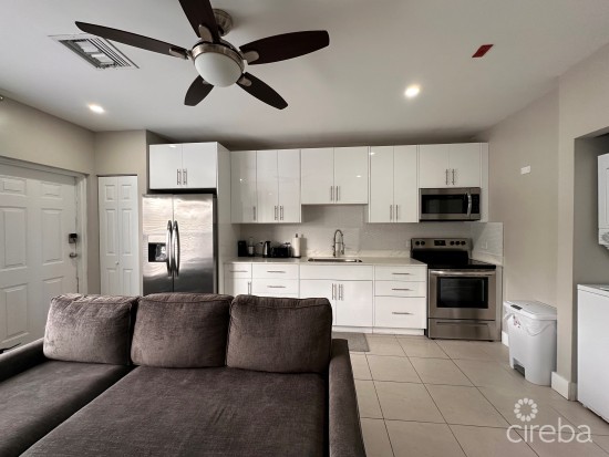 2 Bed / 2 Bath - Windsor Lakes, George Town