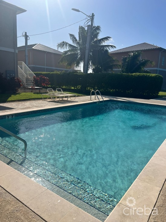 2-bedroom, 2.5 Bath At The Summit, North Side