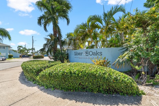 2 Bedroom Condo In Silver Oaks - George Town
