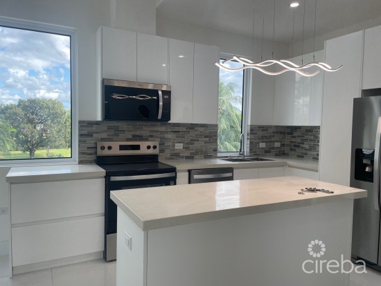 4 Bed With Den On Eden Road