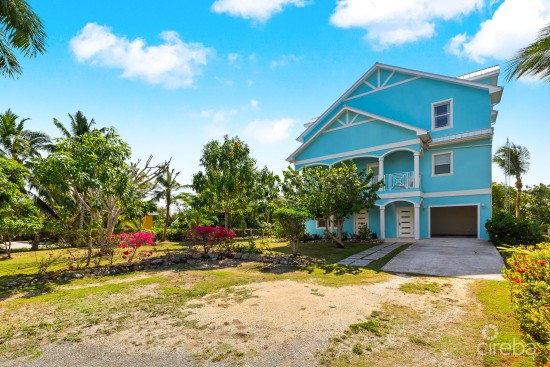 5 Bed /4.5 Rental In Savannah
