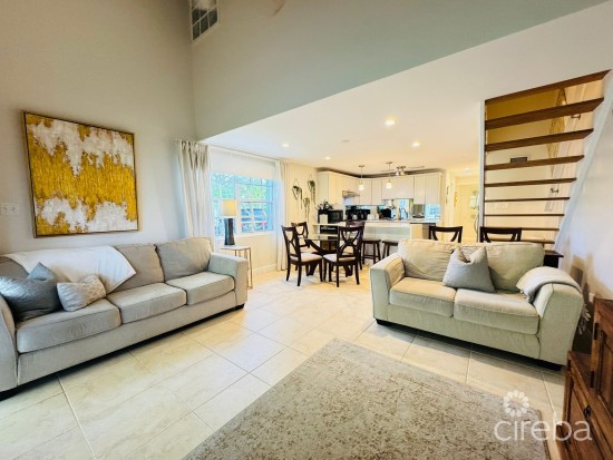 6 Xrystal Village- Family Friendly - Bright Corner Unit