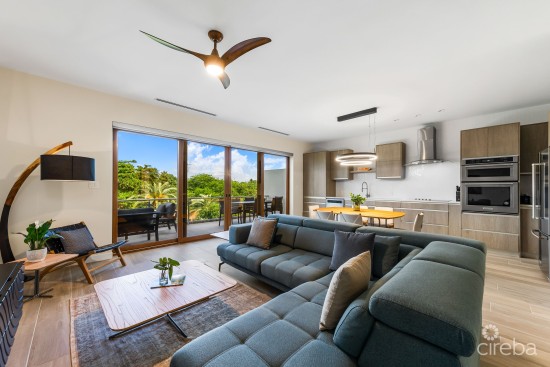 76 Arvia- 4 Bed/ 3bath - Incredible Amenities- Available 25 March