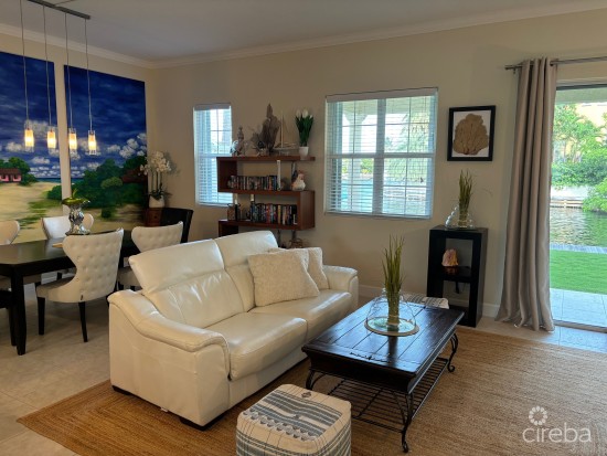 Admirals Retreat Corner Unit With Dock