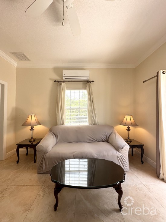 All Inclusive 1 Bed, 1 Bath Near The Shores