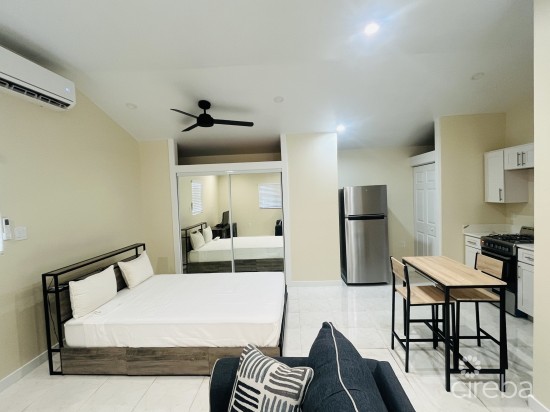 All Inclusive Modern Studio