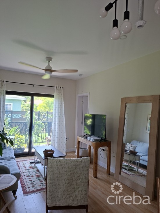 Arza 2 Bed With Den
