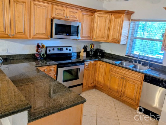 Available Now - 2 Bedroom In Town - Stone Haven