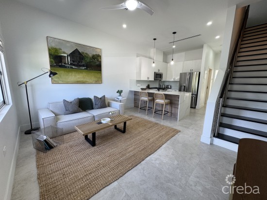 Beautiful 2-bed, 2-bath & Den At The Meadows At Batabano