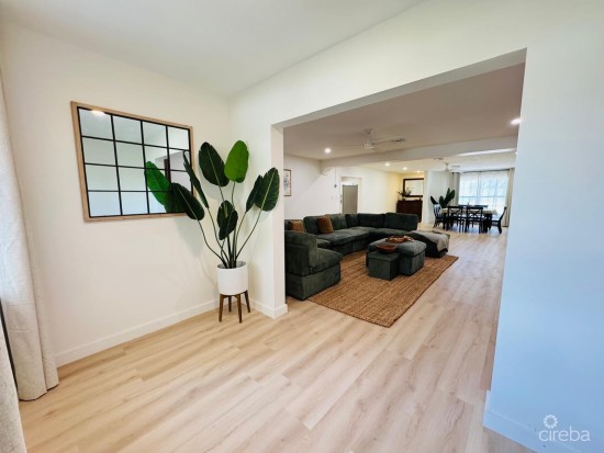 Brand New Renovated West Bay Family Home (water & Gas Inc)